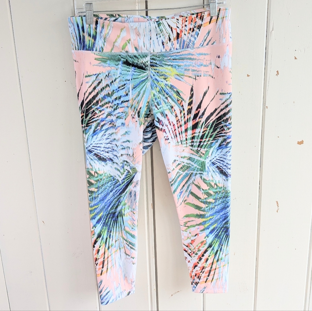 Guru Active Midrise Capri Length Multicolor Leggi… - image 3